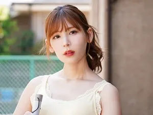 Em học trò nhanh tay Trả bài thầy giáo khi biết thầy ấy thích má của cô nàng