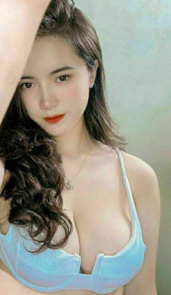 Con trai quan hệ má của mình khi biết má sắp tái hôn